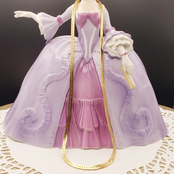 Beautiful Vintage Gold Sarah Coventry Herringbone Necklace Chain - Picture 5 of 5